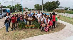 Moreno inaugur&oacute; la Plazoleta 18 de Agosto en Santa Elena