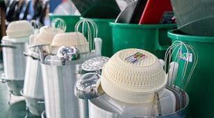 Moreno refuerza el SAE: 75 escuelas recibieron equipamiento de cocina