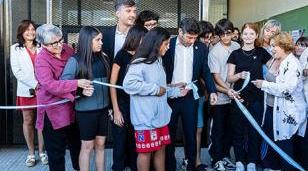 430 familias recibieron sus escrituras y se inaugur&oacute; una escuela