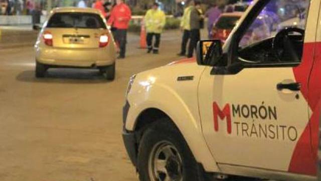 Reorganización del tránsito en Morón por limpieza de colector cloacal
