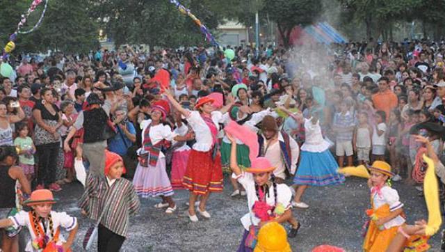 Más de 100 mil personas disfrutaron de los carnavales en Moreno