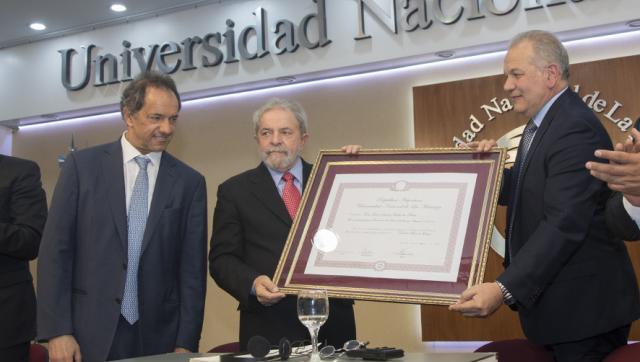 Lula da Silva fue distinguido como Doctor Honoris Causa de la UNLaM