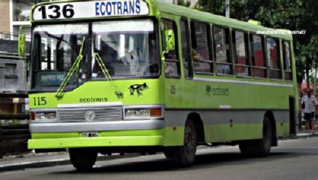 Paro sorpresivo de Ecotrans deja a miles de usarios sin servicio en Morón