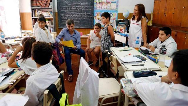 Zabaleta visitó la Escuela Primaria N°24