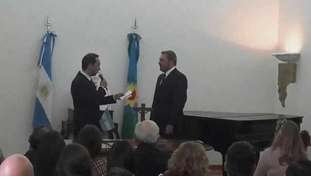 Tras las polémicas, Adrián Flores asumió como secretario de Gobierno de Tagliaferro