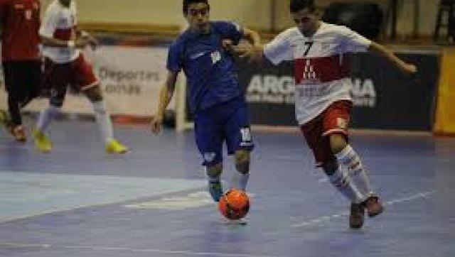 Futsal: El Gallo goleó y arrima el bochín