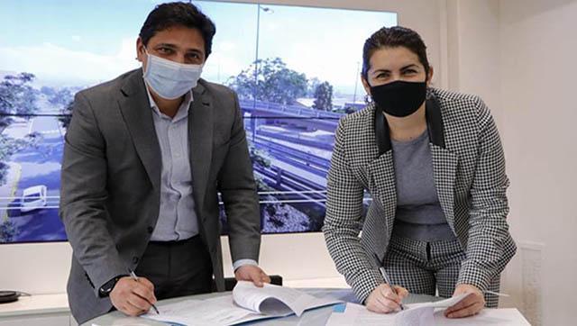 Fernández y Marinucci firman convenio para la construcción de un puente modular en Moreno