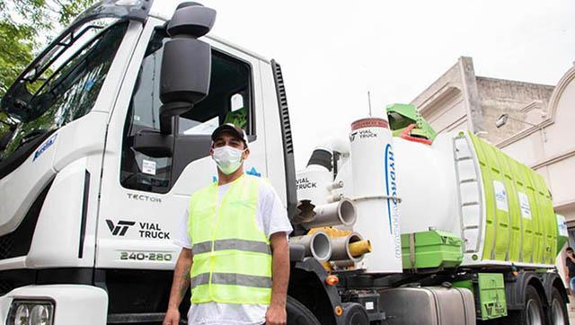Moreno fortalece la flota de máquinas y camionetas municipales