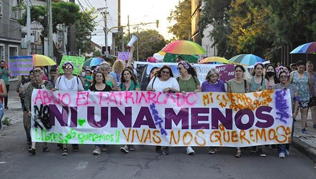 Morón marchó por el Día Internacional de la Eliminación de la Violencia por Motivos de Género