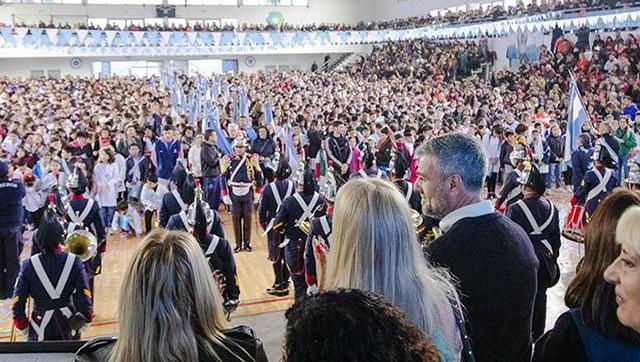 Jura a la bandera de más de cuatro mil alumnos de 4° grado 