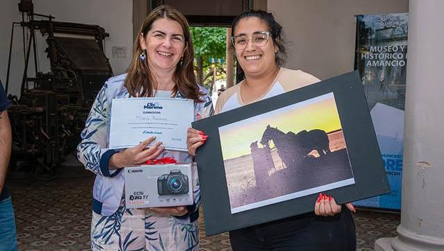 Premiación del primer concurso de fotografía sobre Identidad Morenense