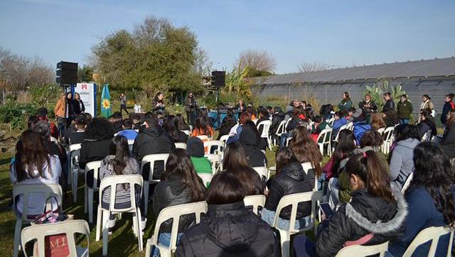 Jura de estudiantes al Compromiso Ambiental