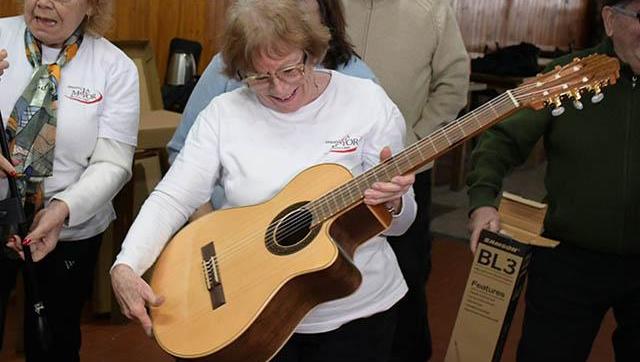El Municipio entregó instrumentos musicales a la Orquesta La Mayor