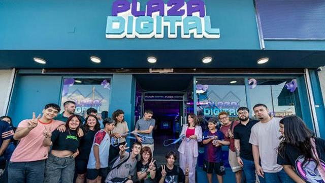 Plaza Digital de Moreno: un nuevo espacio gratuito para jóvenes con acceso a tecnología y cursos