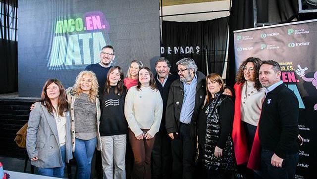 Educación financiera en las escuelas: Descalzo participó de una nueva jornada de RICO.EN.DATA en Ituzaingó