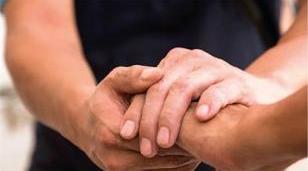 Morón lanza capacitación para prevenir el suicidio: una mirada comunitaria y solidaria