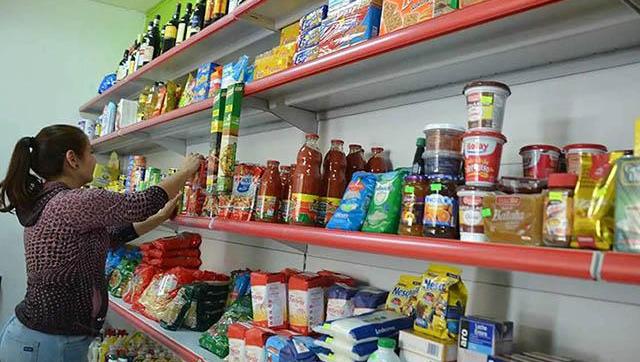 Moreno impulsa una red de consumo responsable con los Almacenes de Barrio