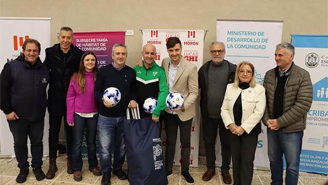 Más de 100 familias de Morón recibieron sus escrituras de vivienda
